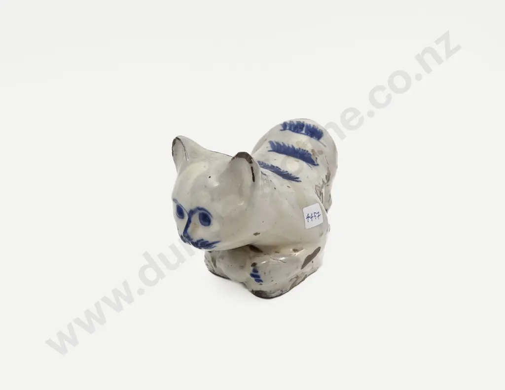 Pottery Blue & White Cat Image 1++