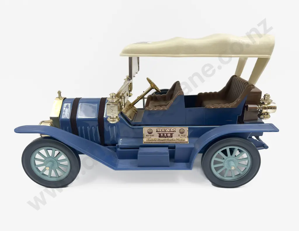 Un-opened Jim Beam Car Form Decanter Image 1++