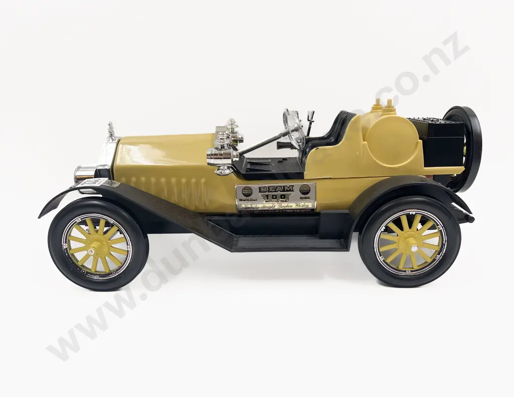 Un-opened Jim Beam Car Form Decanter Image 1++