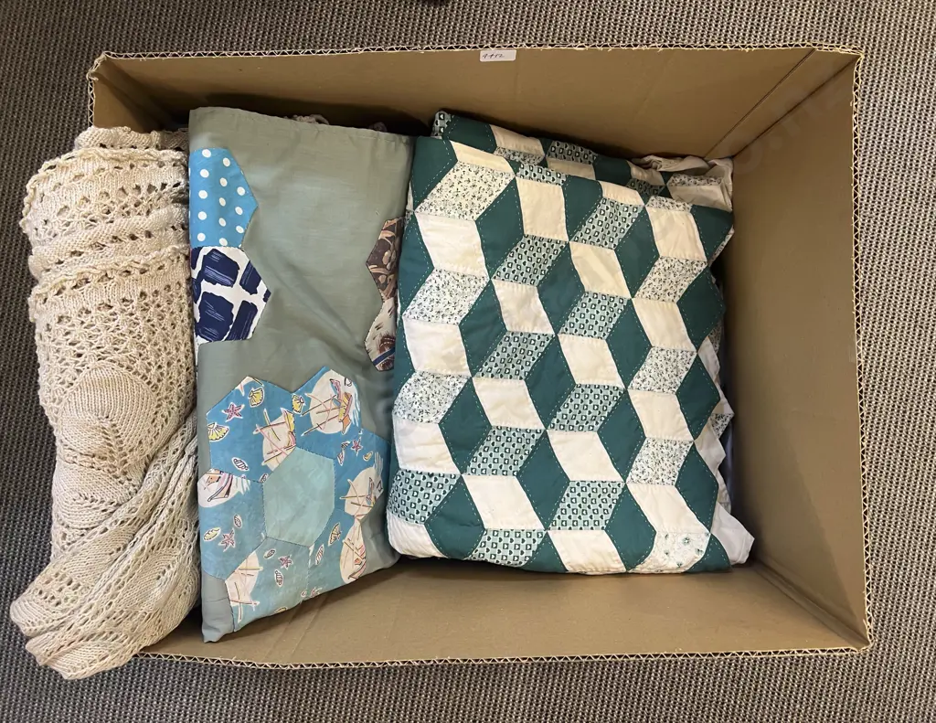 Quantity of Assorted Linen etc Image 1++