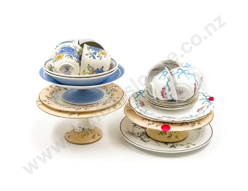 Qty of Assorted Fancy China Including Mason's Image 1++