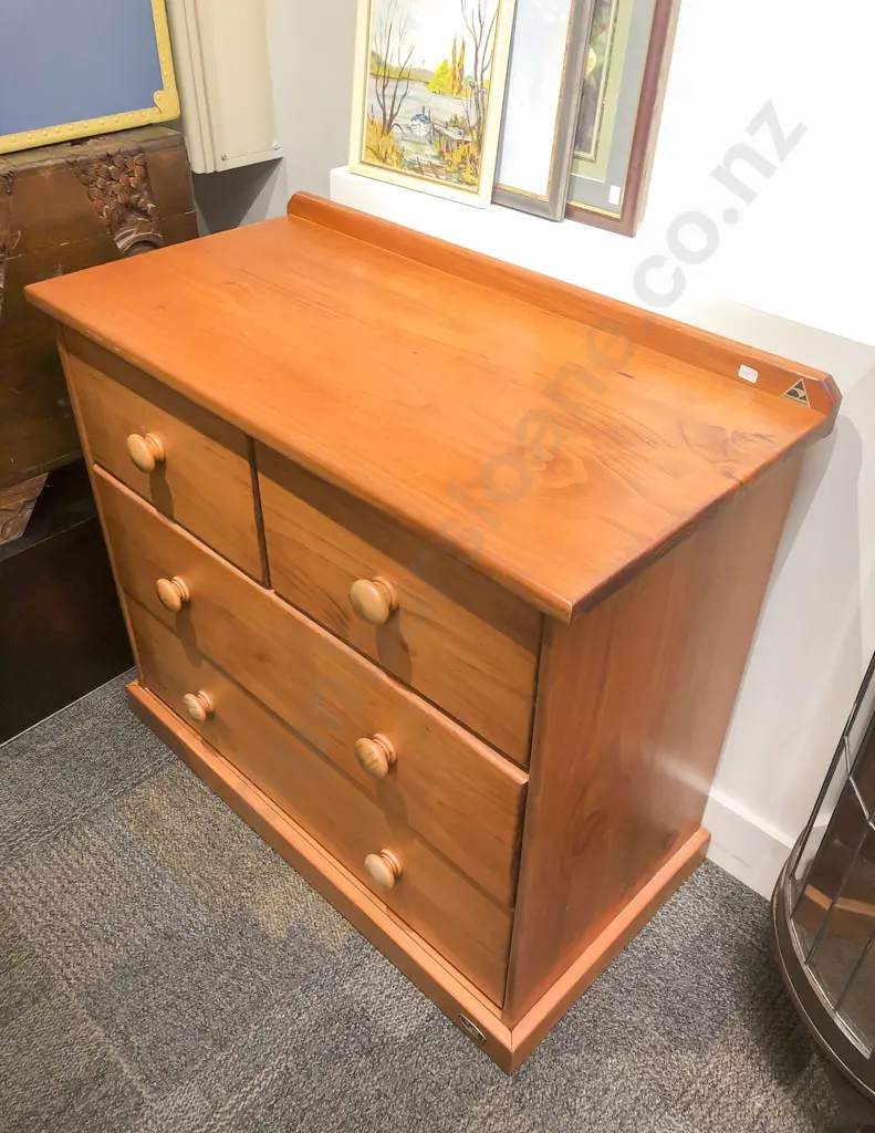 Cornwall Country Rimu Chest of Drawers Image 1++