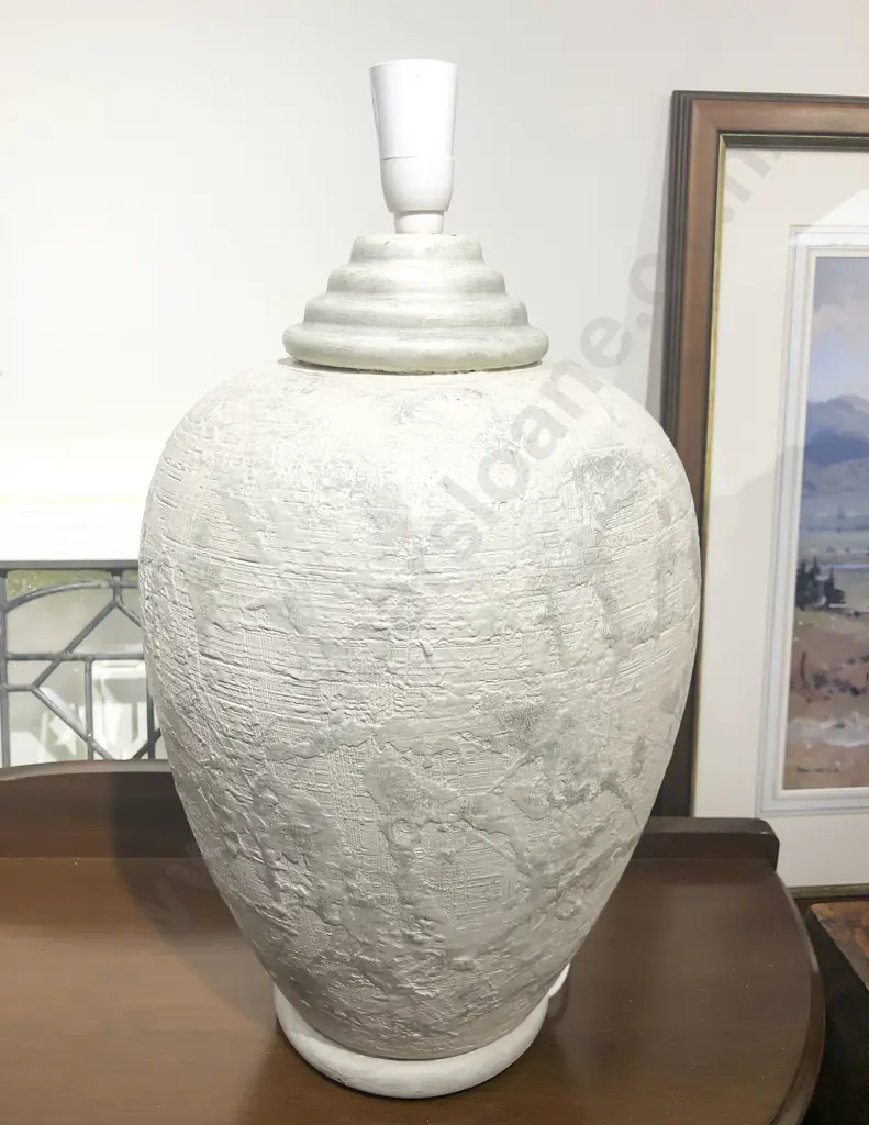 Pottery Table Lamp Image 1++