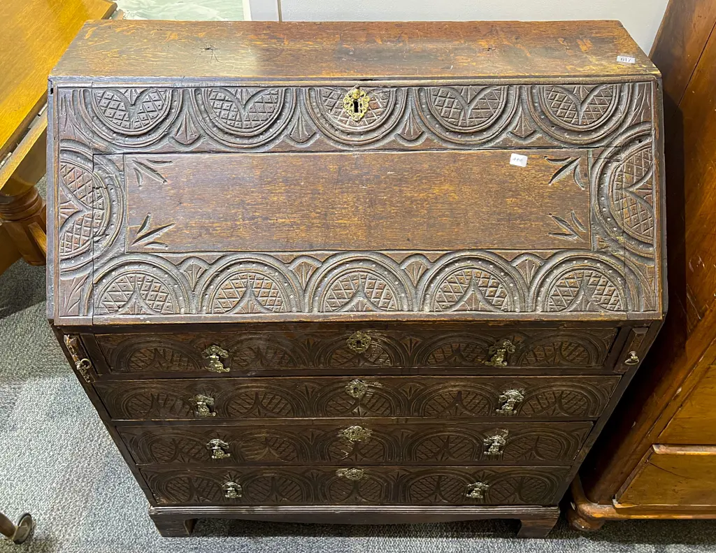 Geo III Oak Writing Bureau Image 1++