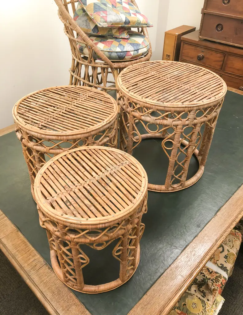Cane Nest of Three Circular Tables Image 1++