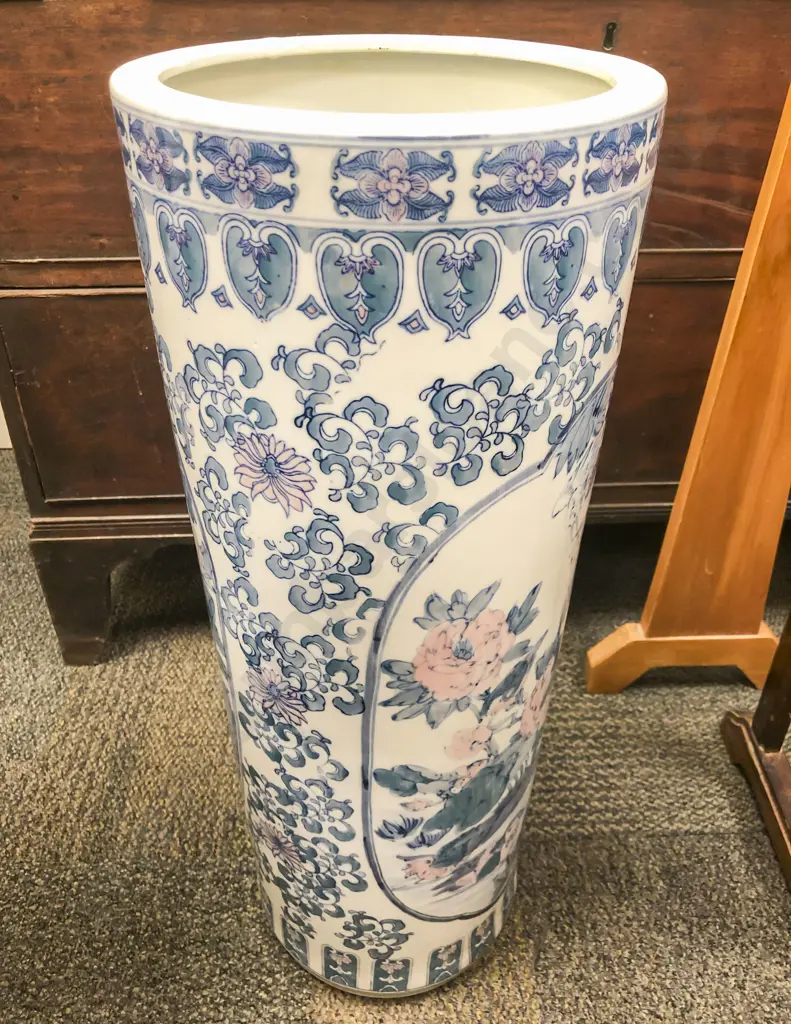 Ceramic Stick Stand Image 1++