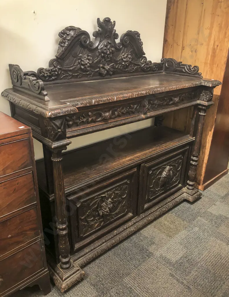 Antique Oak Court Cupboard Image 1++