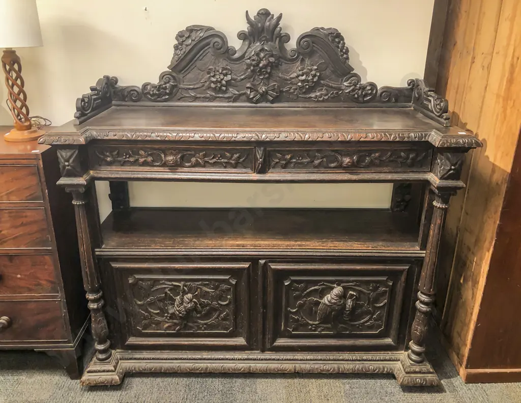 Antique Oak Court Cupboard Image 1++