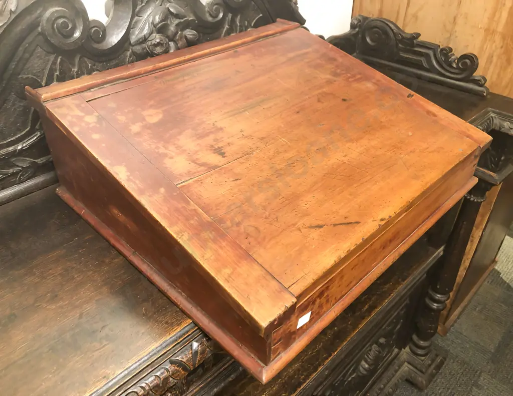 Vintage Wooden Writing Slope Image 1++