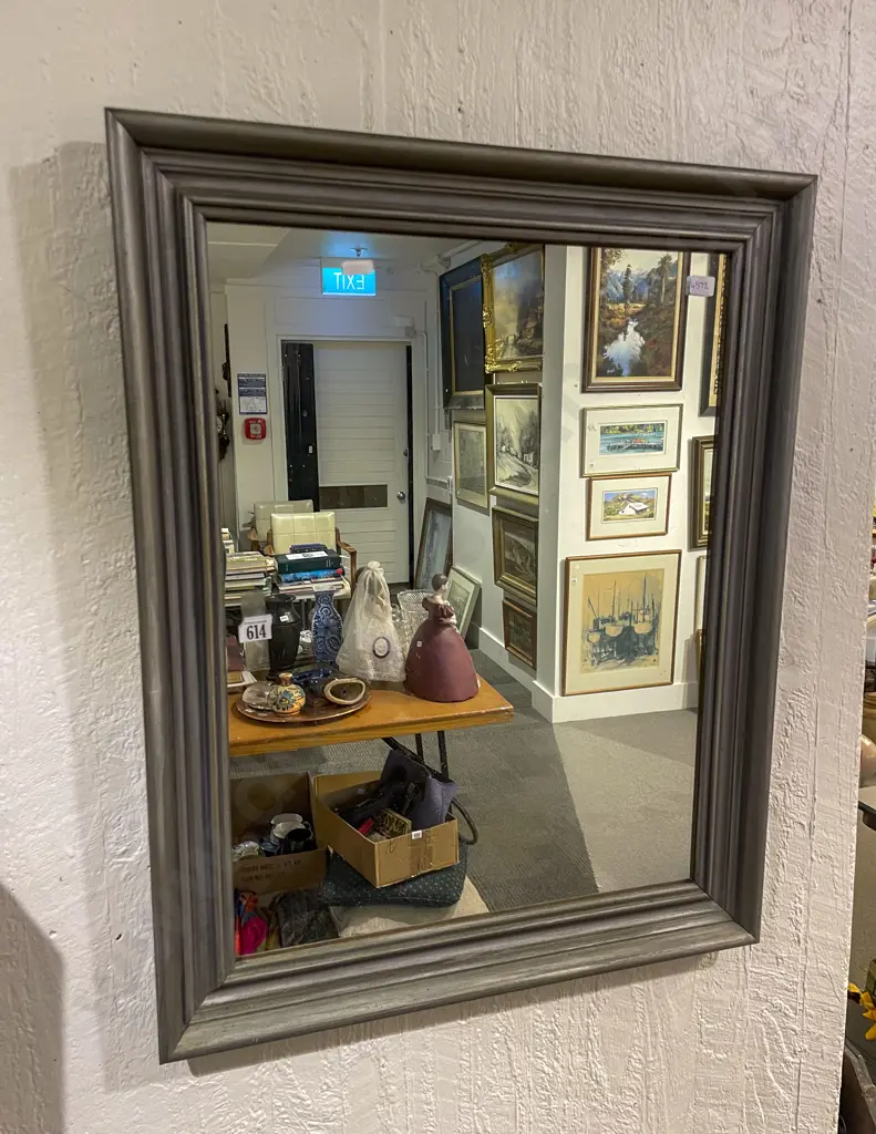 Rectangular Wall Mirror Image 1++