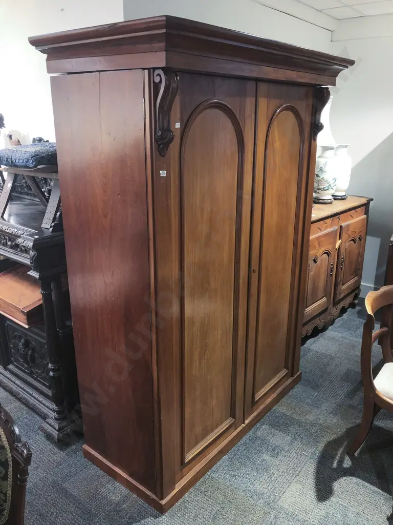 Vict Mahogany Two Door Wardrobe Image 1++