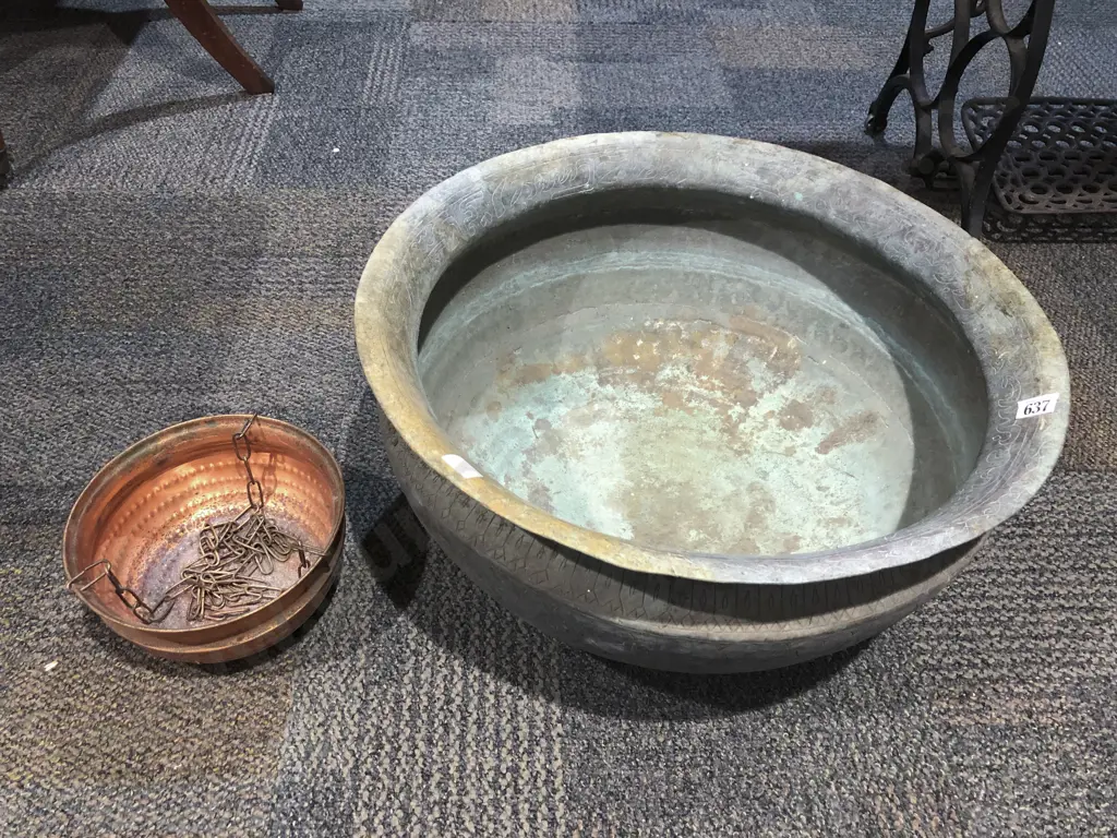Large Brass Vase & Other Image 1++