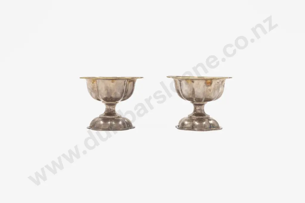 Pair Of C19th Russian Fine Silver Pedestal Salts Image 1++