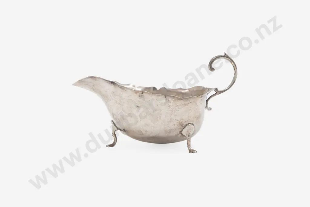 Geo V S/S Gravy Boat Image 1++