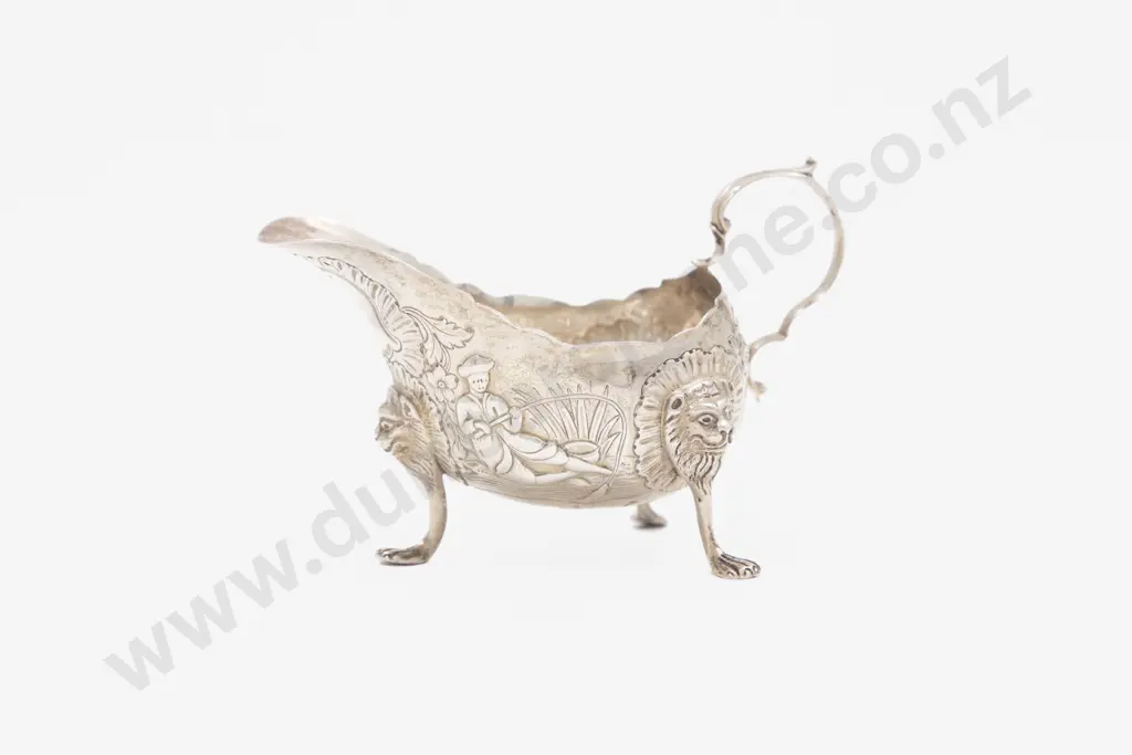 A Good Quality Edw VII S/S Gravy Boat Image 1++