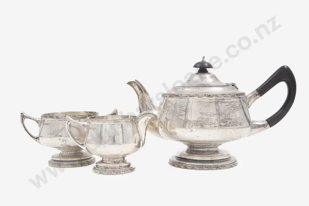 Geo V S/S 3 Piece Teaset by Walker & Hall Image 1++