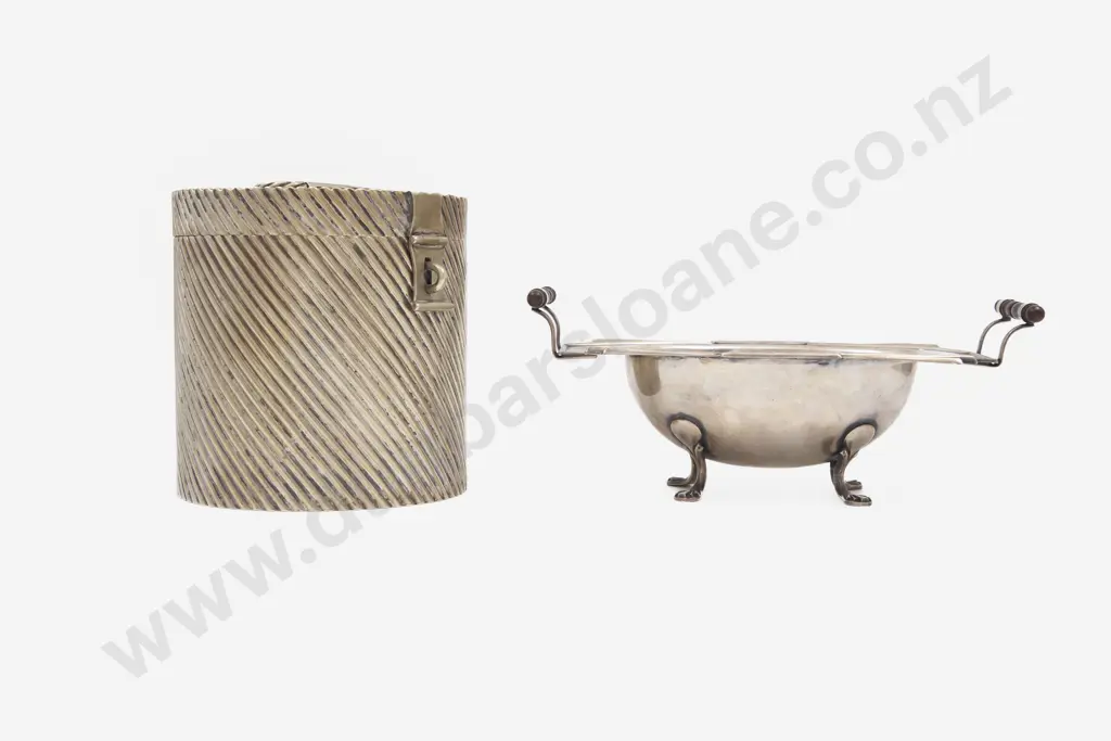 Unusual S/P Biscuit Barrel Image 1++