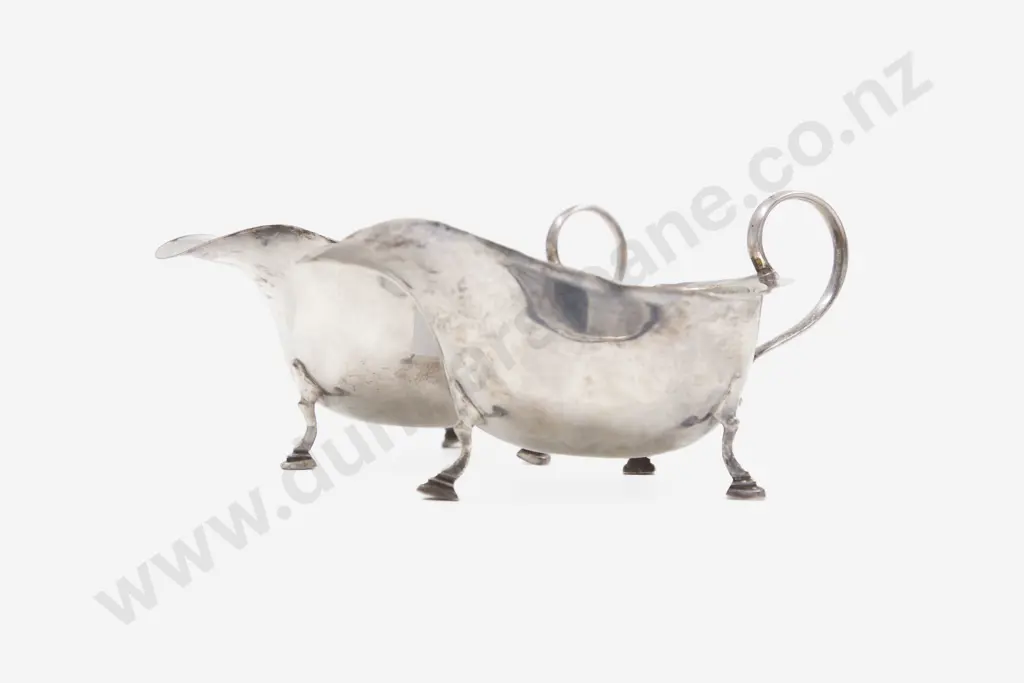 Pair Geo V S/S Gravy Boats Image 1++