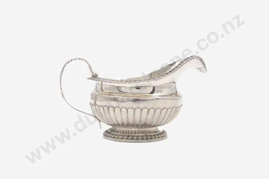 Geo III S/S Milk Jug Image 1++