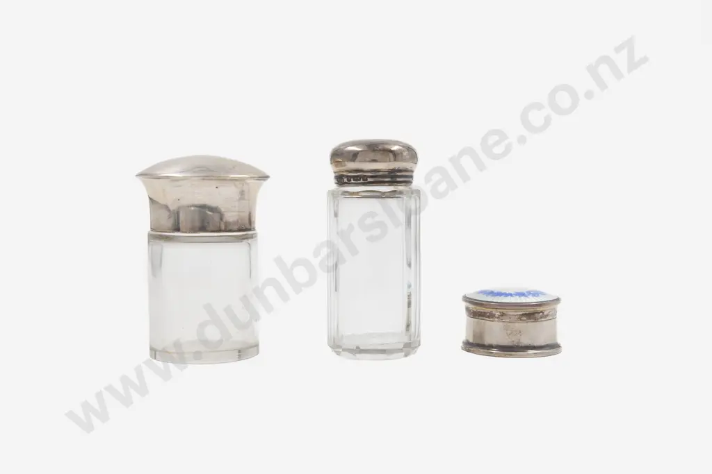 Geo V S/S & Enamel Lidded Circular Pill Box Image 1++