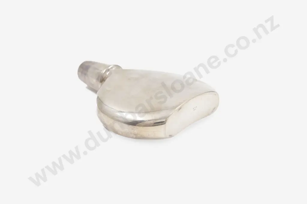 Modern S/S Hip Flask With Shot Cup Lid Image 1++