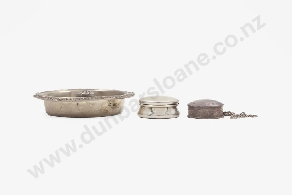 QEII S/S Ashtray Image 1++