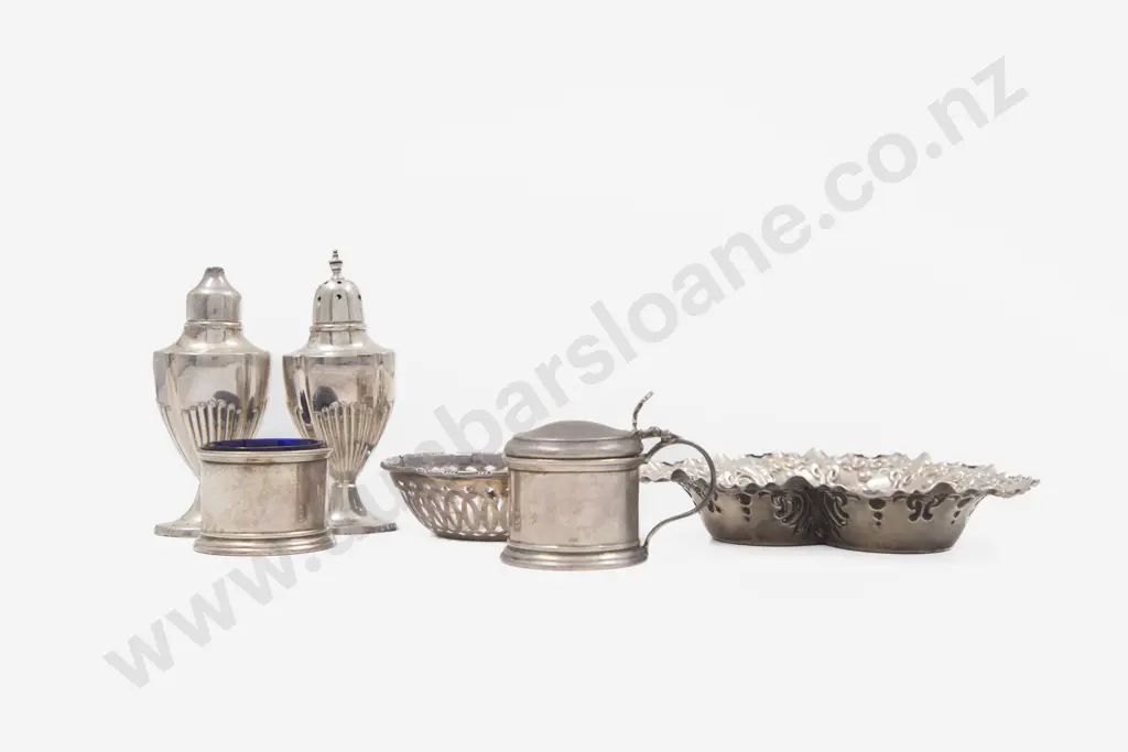 2 S/S Bon Bon Dishes Image 1++