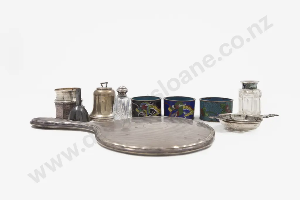 S/S Bell Shaped Inkwell Image 1++