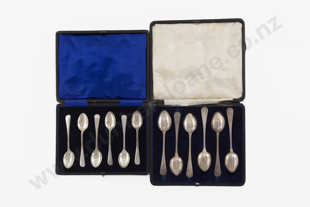 Cased Set Of 6 S/S Teaspoons Image 1++