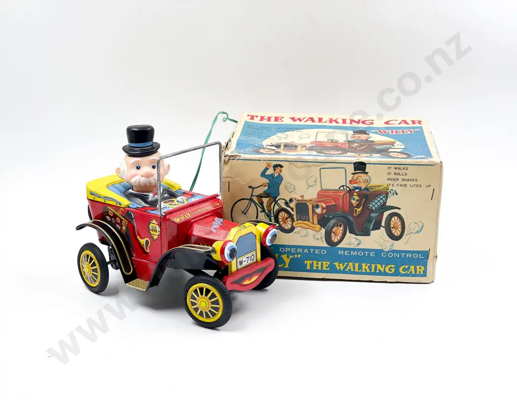 Boxed Yonezawa Japan Willy The Walking Car Image 1++