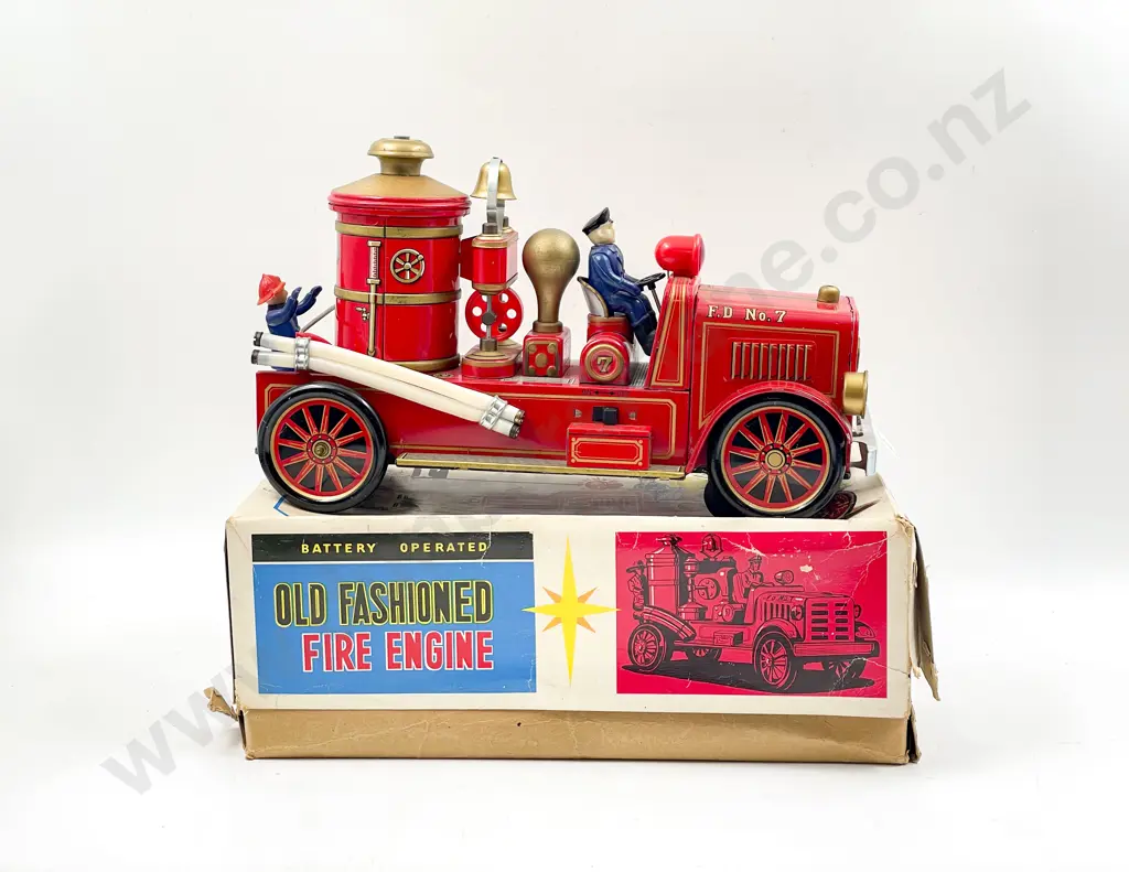 Boxed Modern Toys Japan Old Fashioned Fire Engine Image 1++