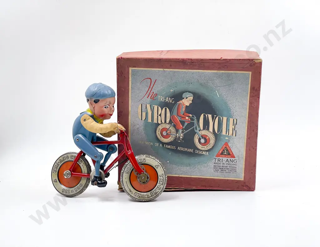 Boxed C1930's Tri-ang Gyro Cycle Image 1++