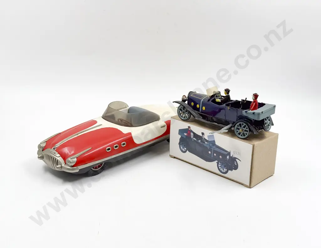 Paya Packard Descapotable Sports Car Ref 2698 and Boxed Paya Type Two Person Vintage Car Image 1++