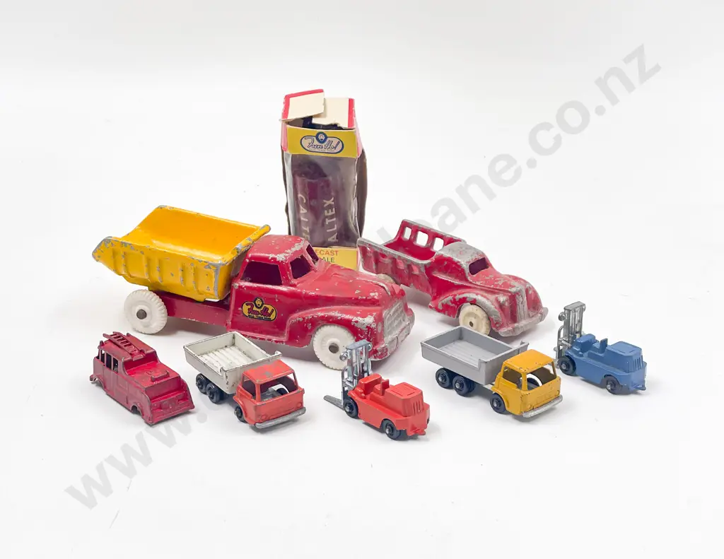 Assorted Fun Ho Models (7) Image 1++