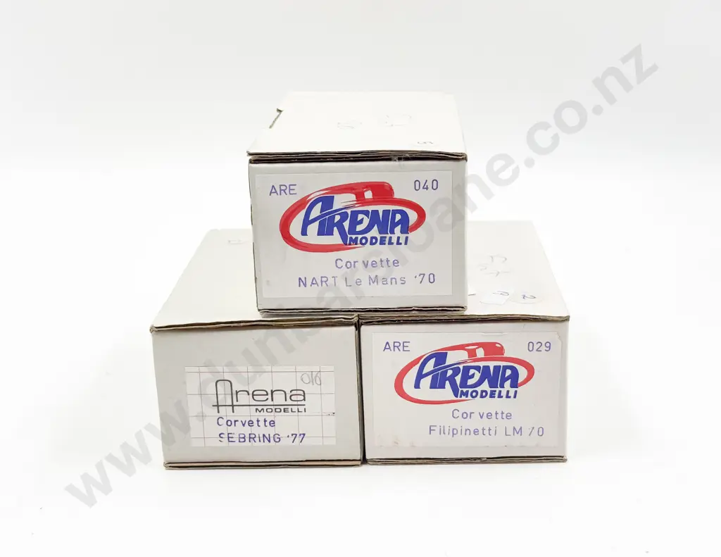 Three Arena Modelli Italy Resin and Diecast Kit Set 1/43 Scale Corvette Models Image 1++