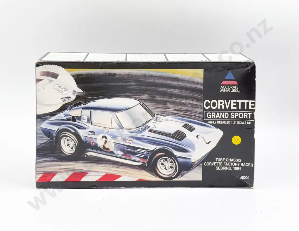 Four Various Manufacturer Model and Large Scale Kit Set Models Image 1++