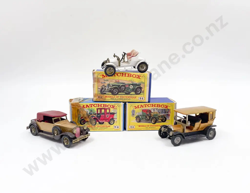 Models of Yesteryear Picture Boxed Models Y-2 Y-5 and Y-11 and three unboxed models Image 1++