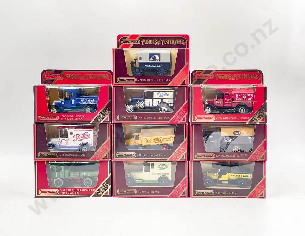 Ten Models of Yesteryear Red Boxed Limited Edition Image 1++