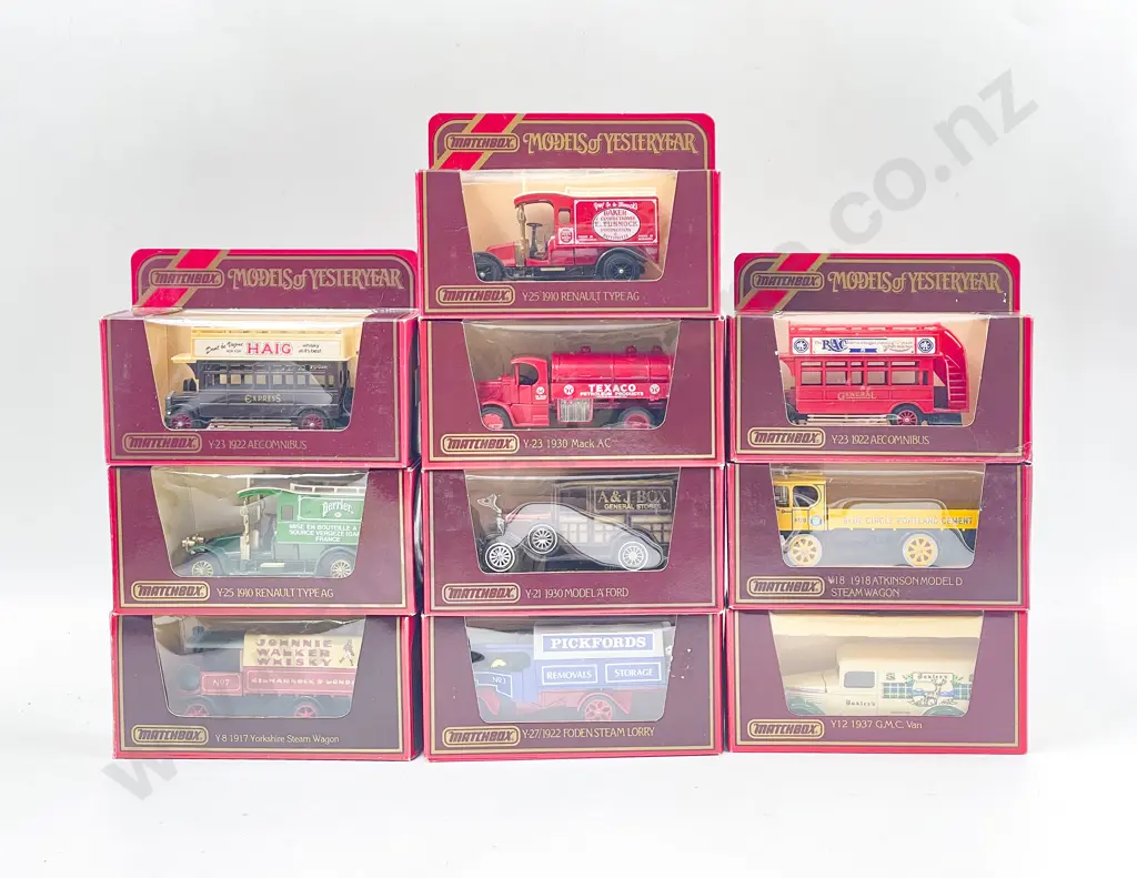 Ten Models of Yesteryear Red Boxed Image 1++