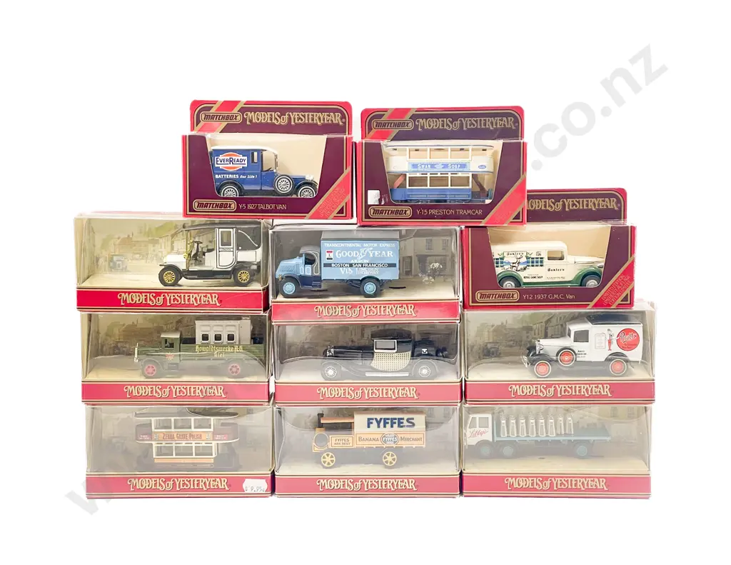 Eight Models of Yesteryear Window Red Box with Picture Background & Three Red Boxed Image 1++