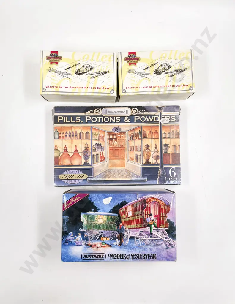 Matchbox YSH1 Gypsy Caravan Gift Set Pills Potions & Powders Two YAS04/2 Trucks Image 1++
