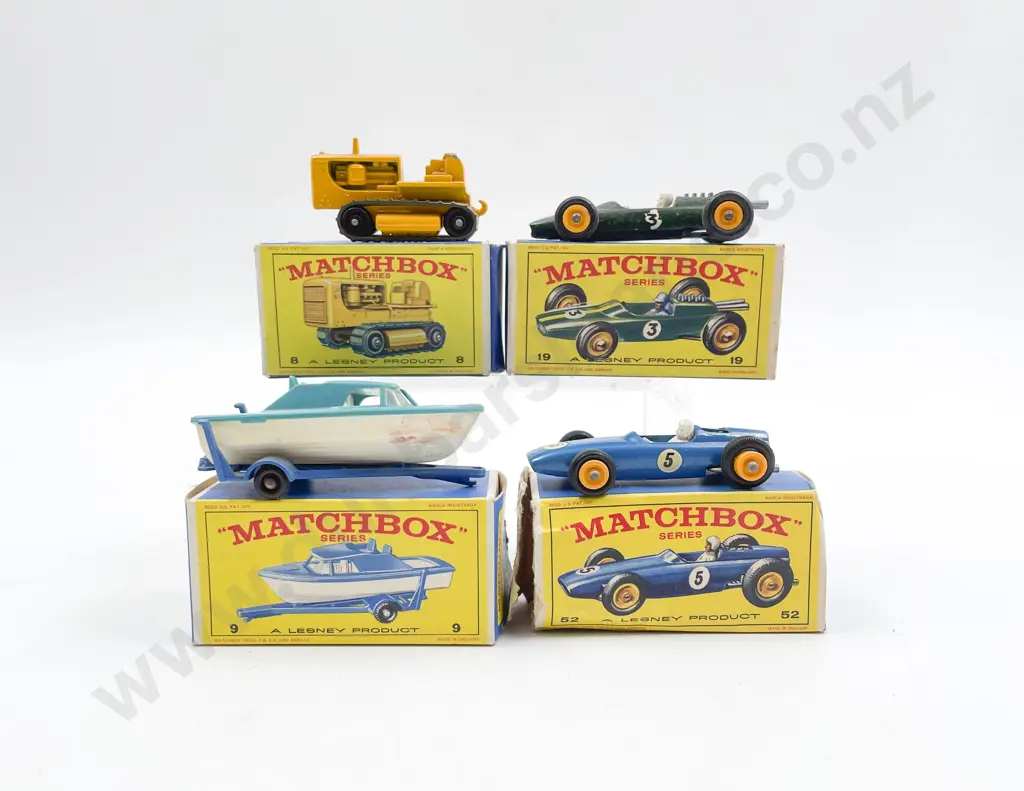 Matchbox Series Boxed 8 19 9 52 slight flaws and some surface dust Image 1++