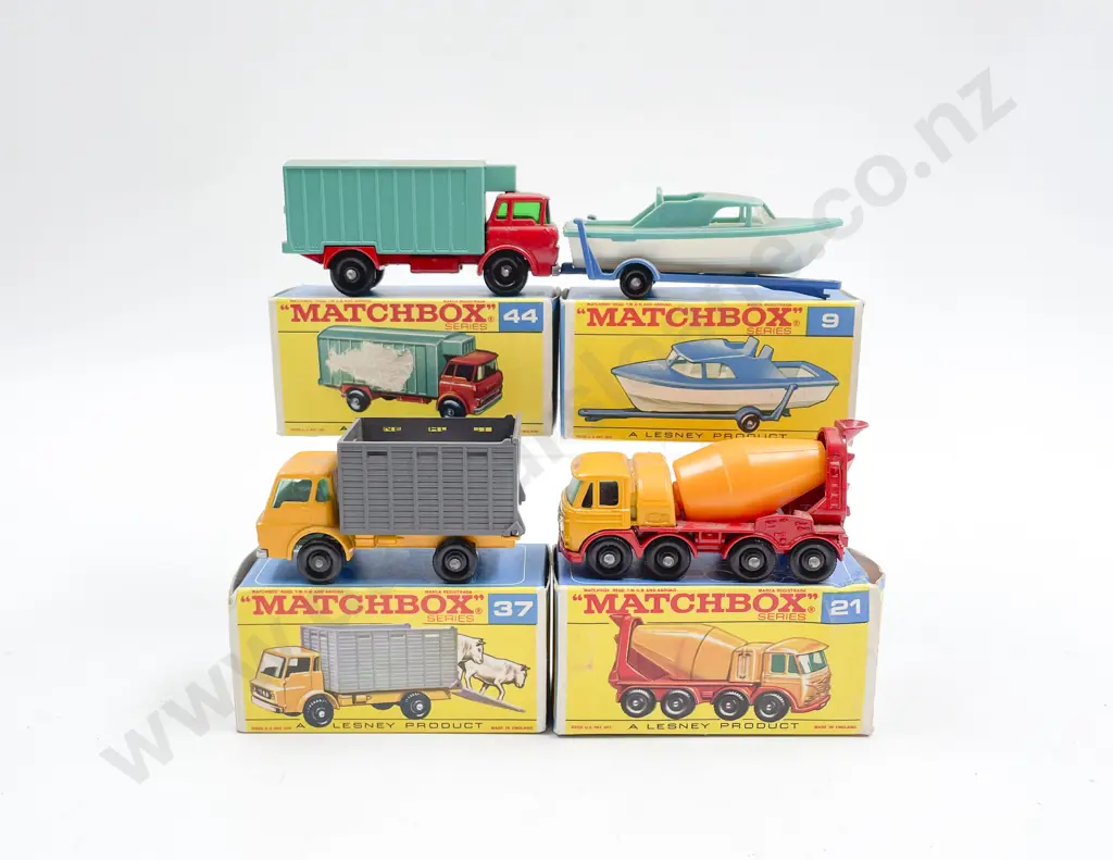 Matchbox Series Boxed 21 9 44 37 Image 1++