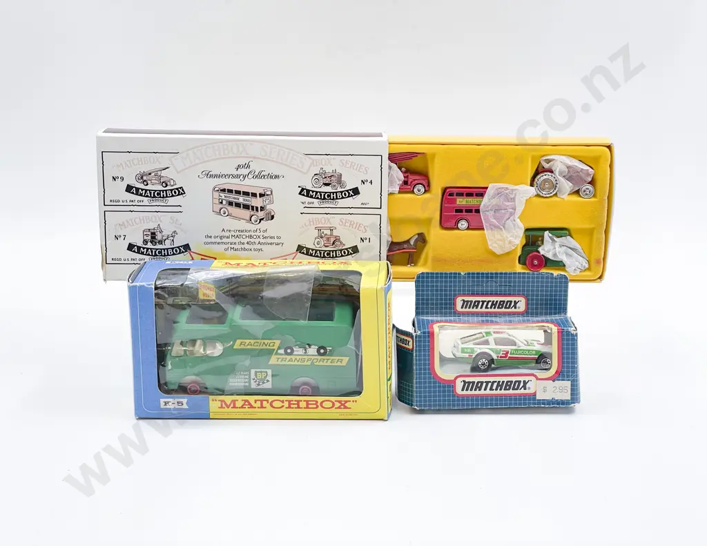 Matchbox Kingsize K-5 Racing Car Transporter with 40th Anniversary Pack and MB24 Image 1++