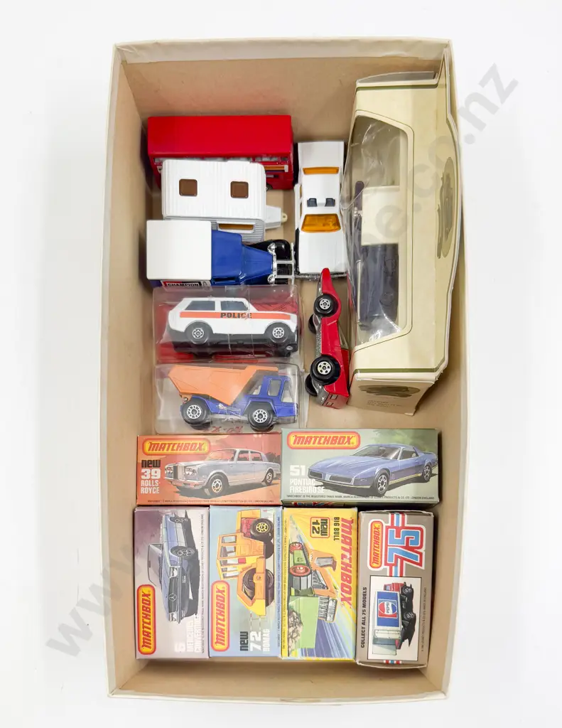 Matchbox Early Issue C1980's Boxed 51 6 39 72x2 12 with seven unboxed models and Cadburys Image 1++