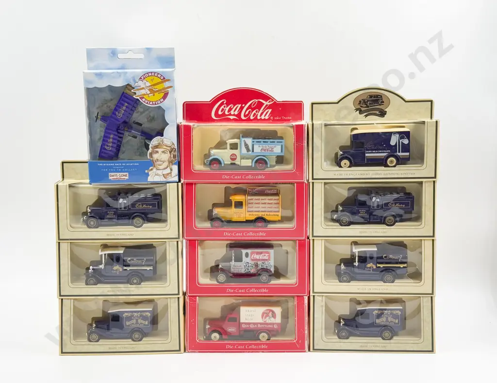 Lledo 12 Window Boxed Cadburys Models Image 1++