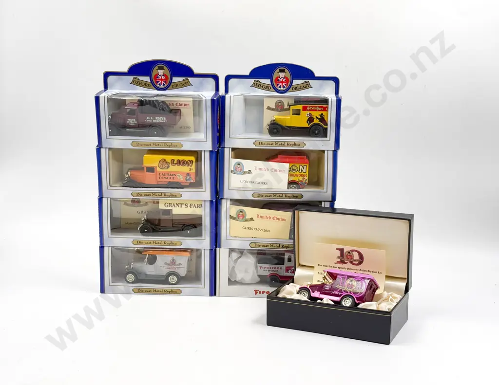 Oxford Diecast Eight Limited Edition Vintage Advertising Models and other Image 1++