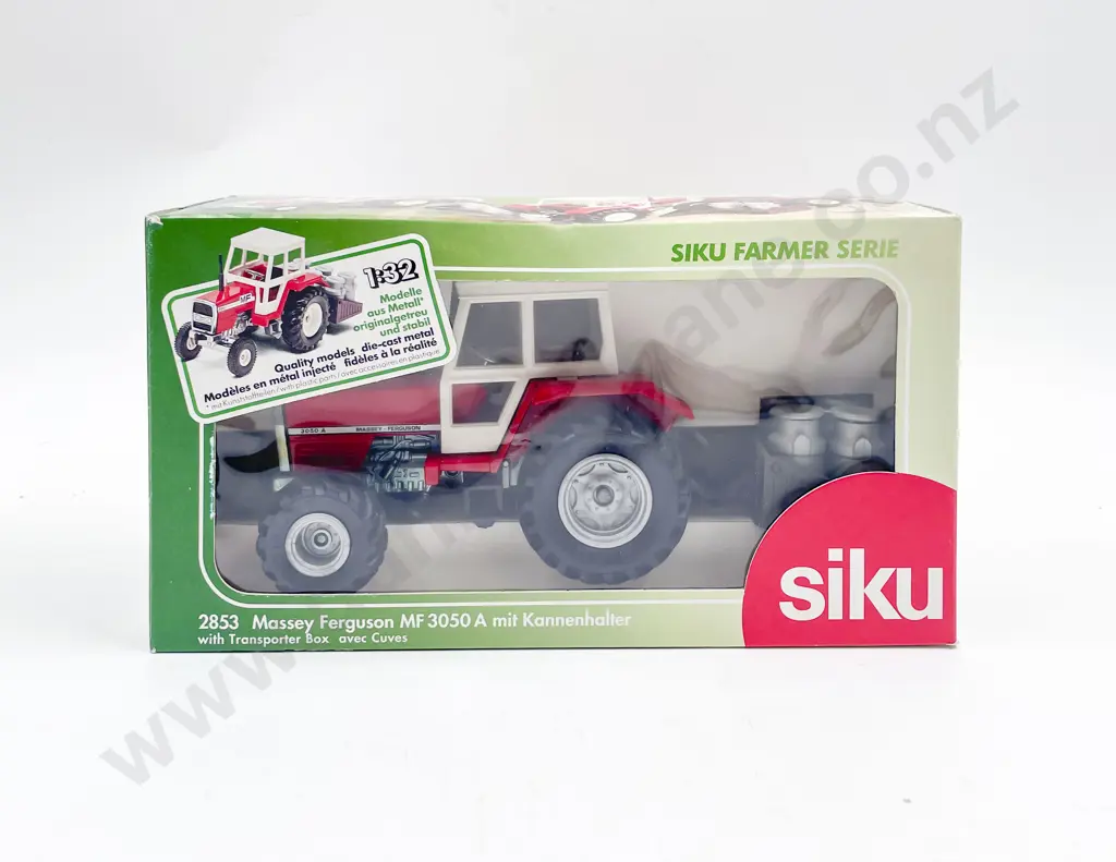Boxed Siku Farmer Series 1:32 2853 Massey Ferguson MF3050A Image 1++