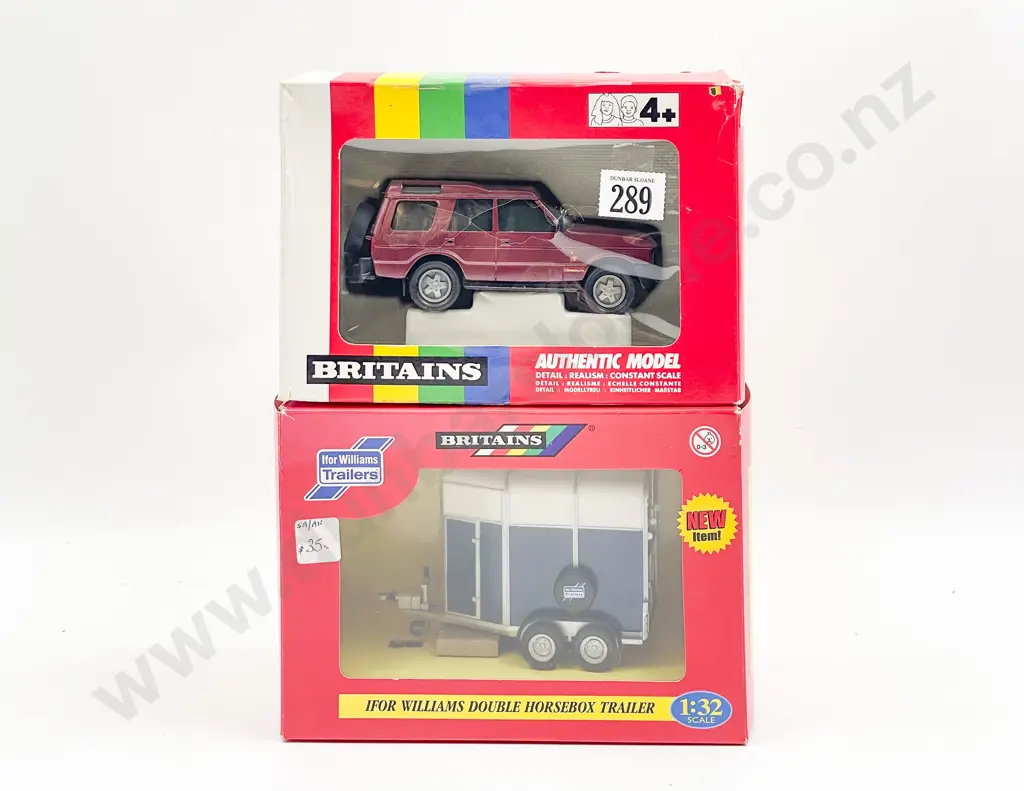 Britains Boxed 9480 Land Rover Discovery and 40711 Horse Box Trailer Image 1++