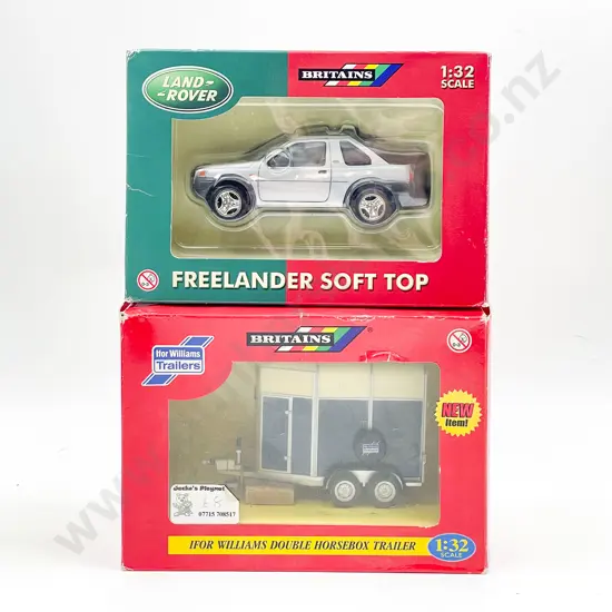 Britains Boxed 40551 Land Rover Freelander Soft Top and 40711 Ifor Williams Double Horse Box Trailer